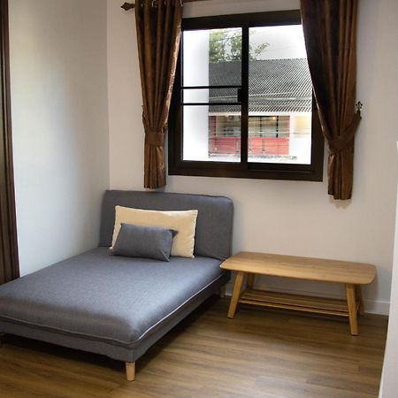 Thai Life Guesthouse Khaolak Khao Lak Bagian luar foto