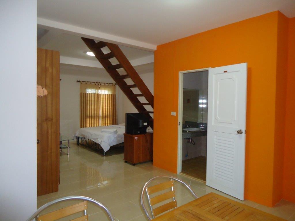 Thai Life Guesthouse Khaolak Khao Lak Bagian luar foto